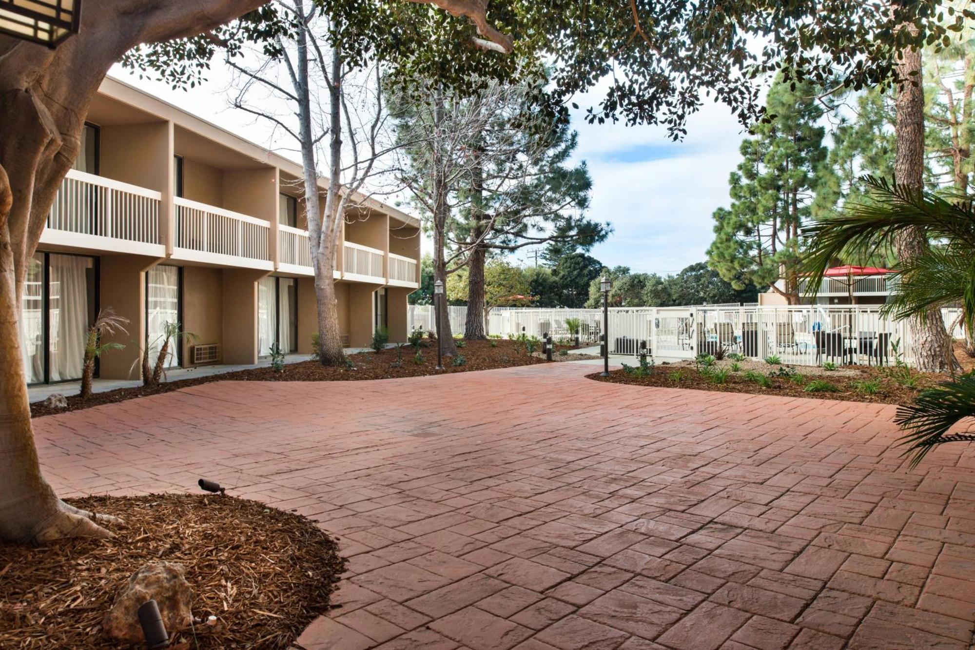 Hotel Courtyard By Marriott Oxnard/Ventura Exterior foto