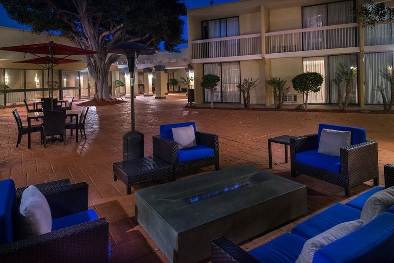Hotel Courtyard By Marriott Oxnard/Ventura Exterior foto